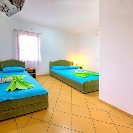Apartments Dalila Ulcinj Exterior photo