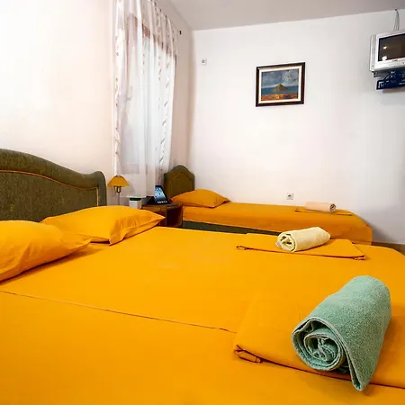 Apartments Dalila Ulcinj Exterior photo