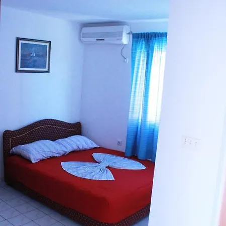 Apartments Dalila Ulcinj Exterior photo